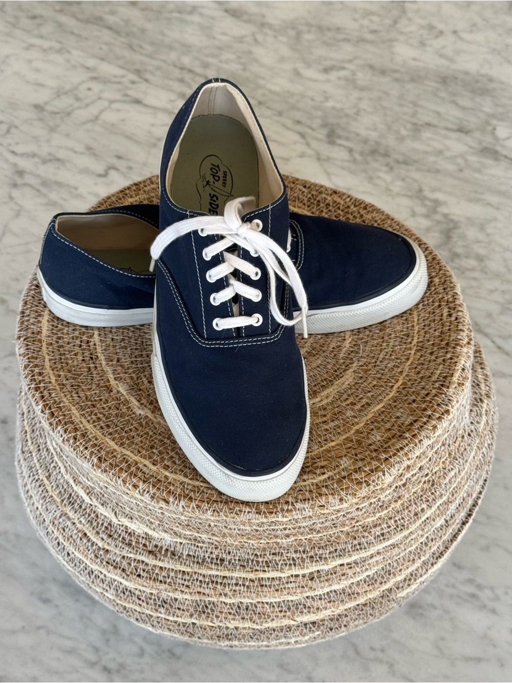Sperry Men's Navy Canvas Lace-Up Sneakers with White Soles - 9 M